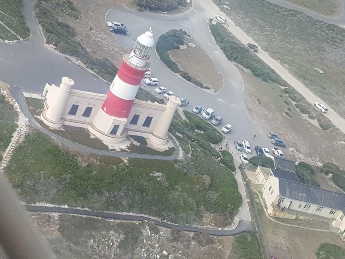 Redsky Self Catering Agulhas Lägenhet Exteriör bild