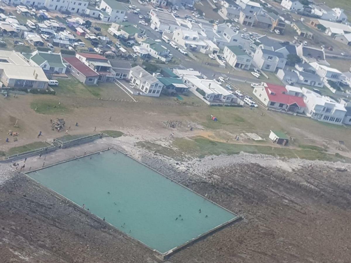 Redsky Self Catering Agulhas Lägenhet Exteriör bild